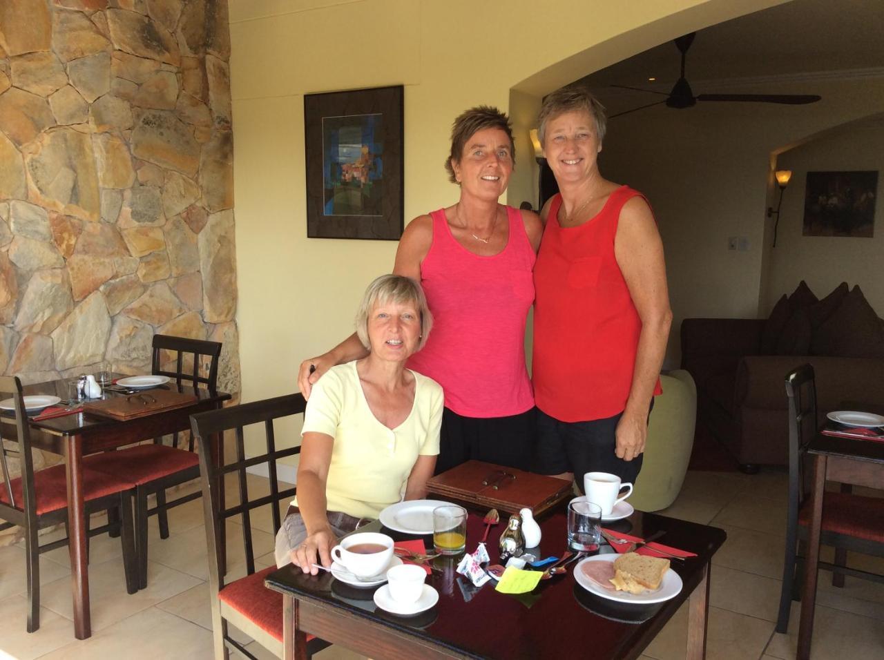 Double Dutch B & B Книсна Екстериор снимка